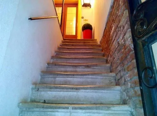 Hotel San Salvador Basic & Local 2 Stars Hotel Venezia Italia